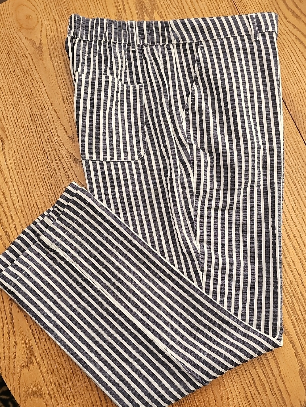Denim & Co. Navy and White Striped Casual Pants.